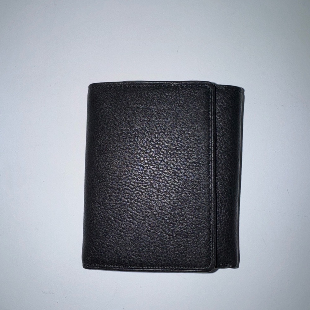 Wilson’s Leather Black Bifold M Cashmere Leather Wallet